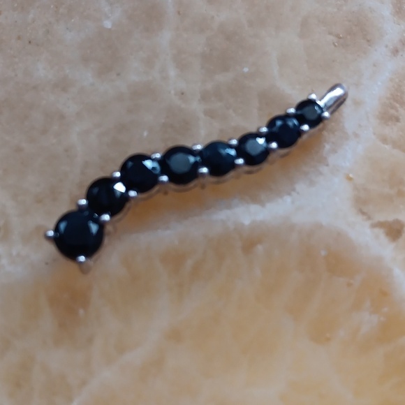 925 Silver S Shape Black Stone Pendant - Picture 5 of 6